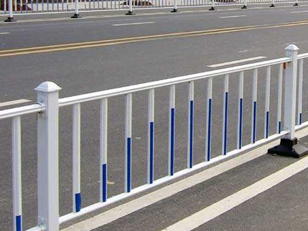 道路护栏